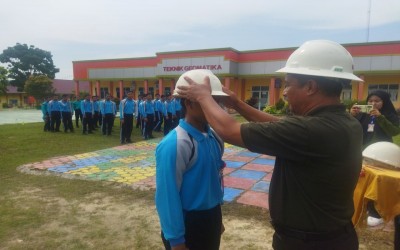 SMK Negeri 3 Mandau Lepas 108 Siswa-siswi Ikuti PKL Gelombang Kedua